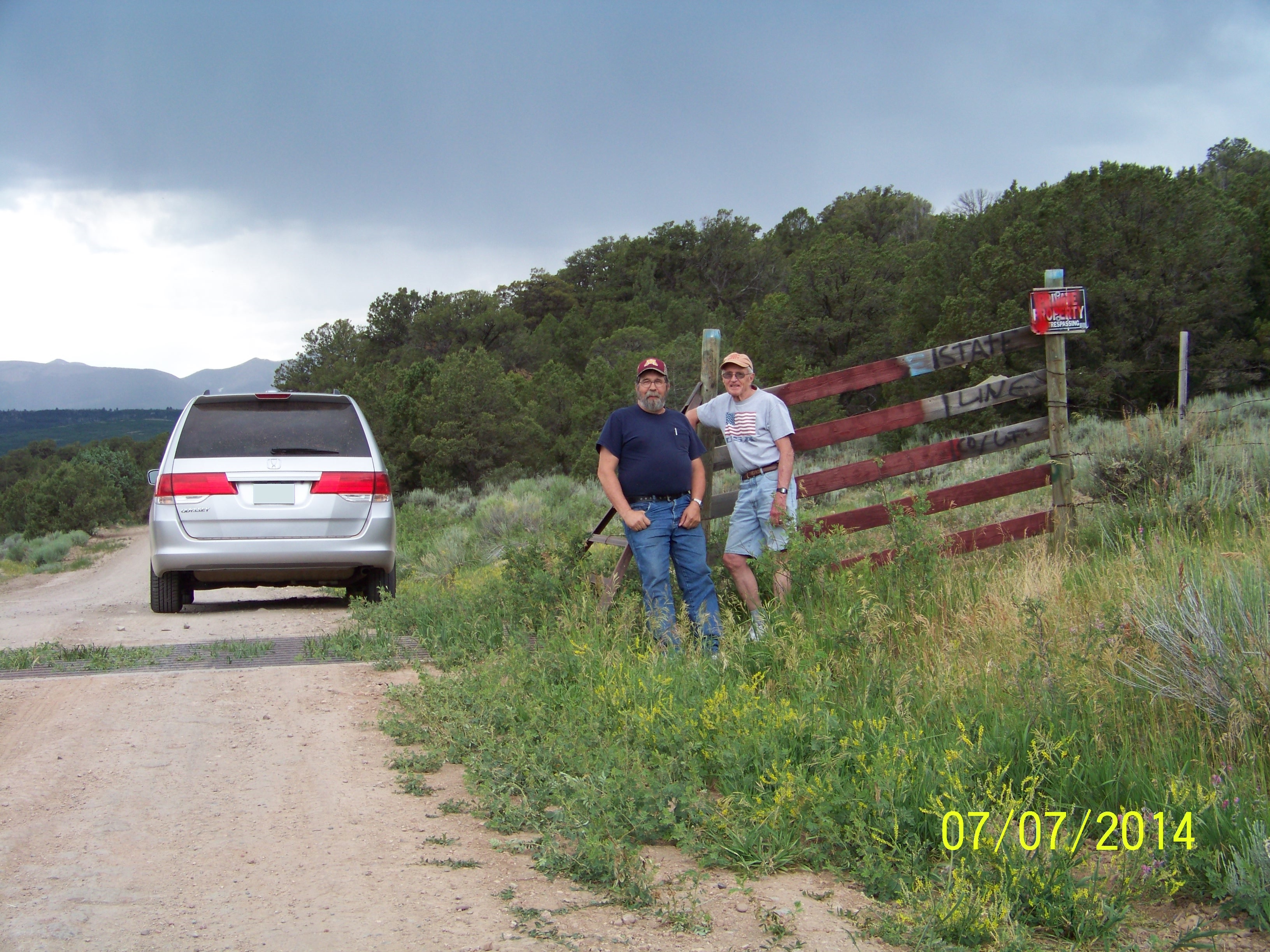 Extremely modest Colorado-Utah border crossing